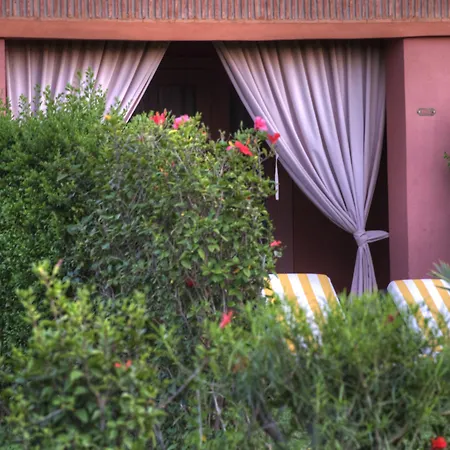 Domaine Des Remparts Hotel&Spa-3